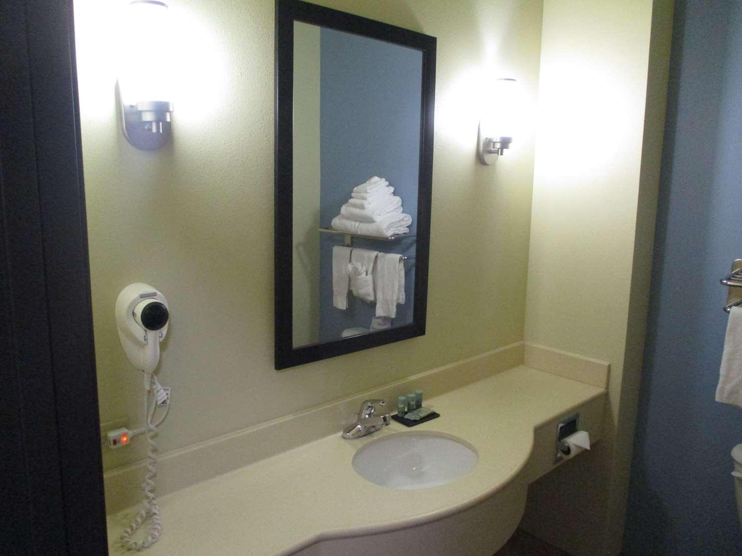 Best Western Coffeyville Central Business District Inn And Suites エクステリア 写真