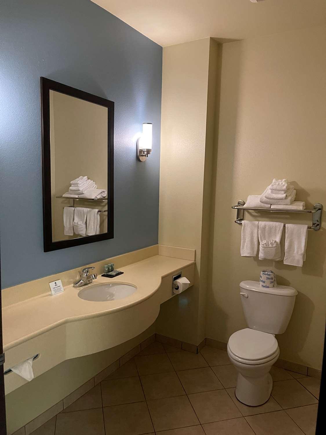 Best Western Coffeyville Central Business District Inn And Suites エクステリア 写真