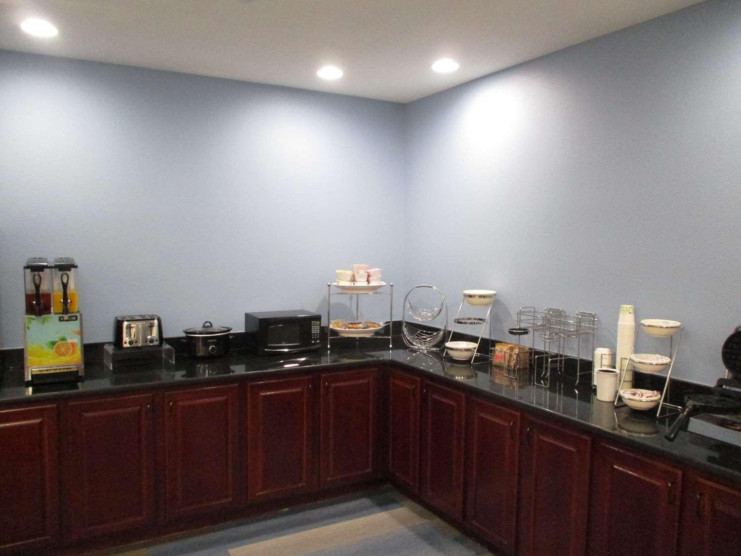 Best Western Coffeyville Central Business District Inn And Suites エクステリア 写真
