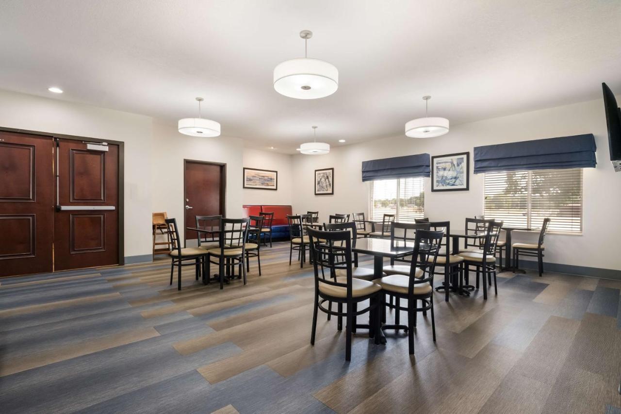 Best Western Coffeyville Central Business District Inn And Suites エクステリア 写真