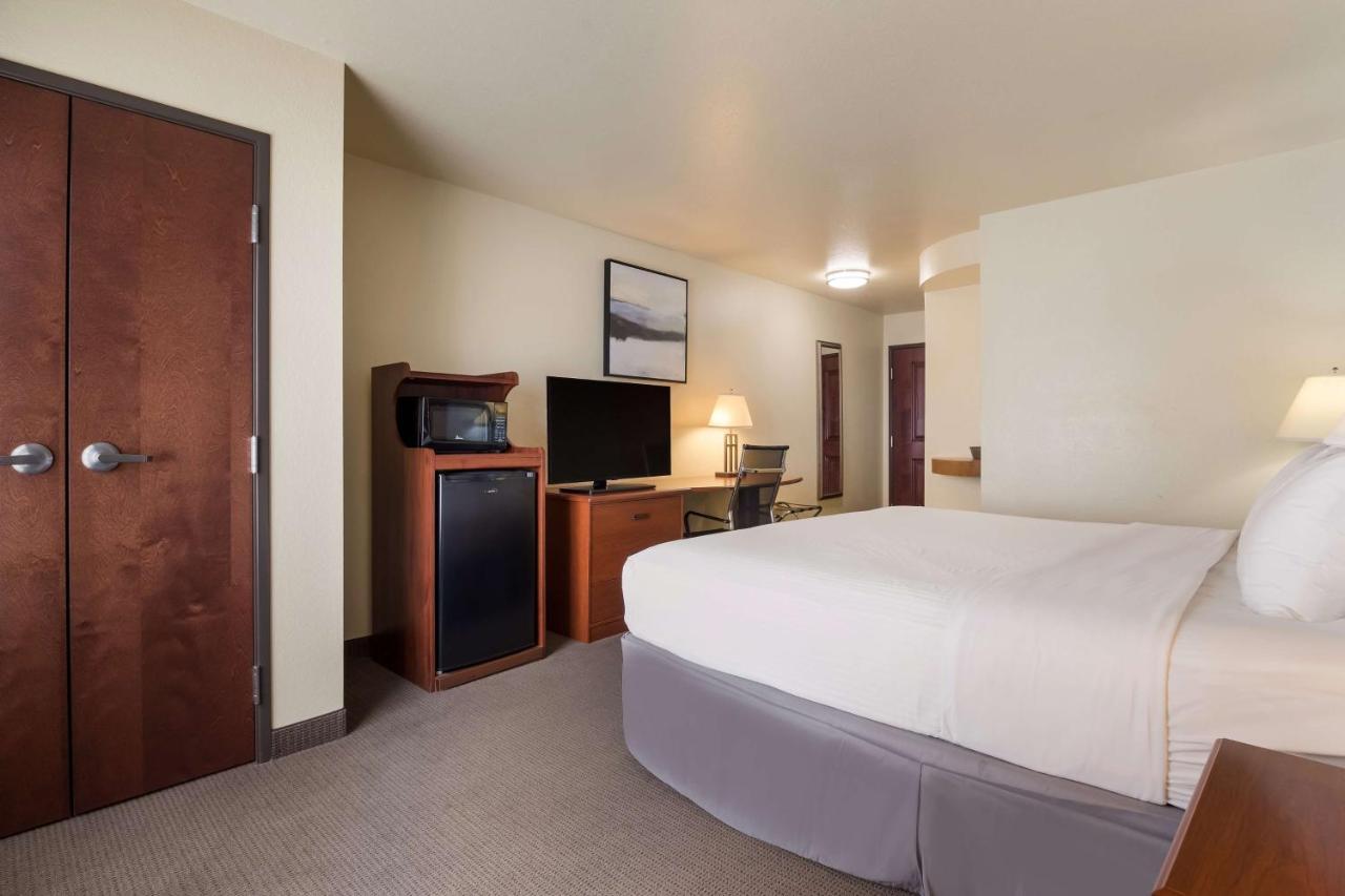 Best Western Coffeyville Central Business District Inn And Suites エクステリア 写真