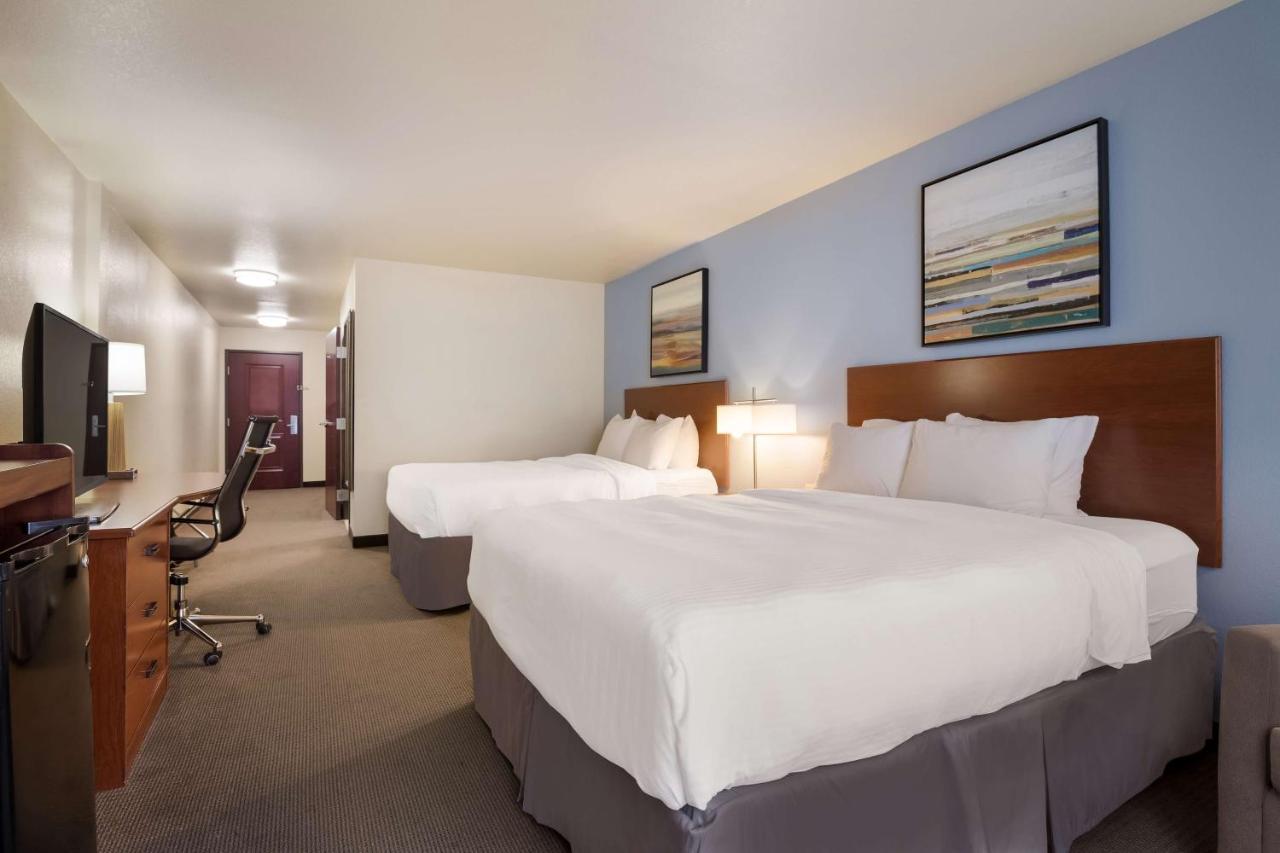 Best Western Coffeyville Central Business District Inn And Suites エクステリア 写真